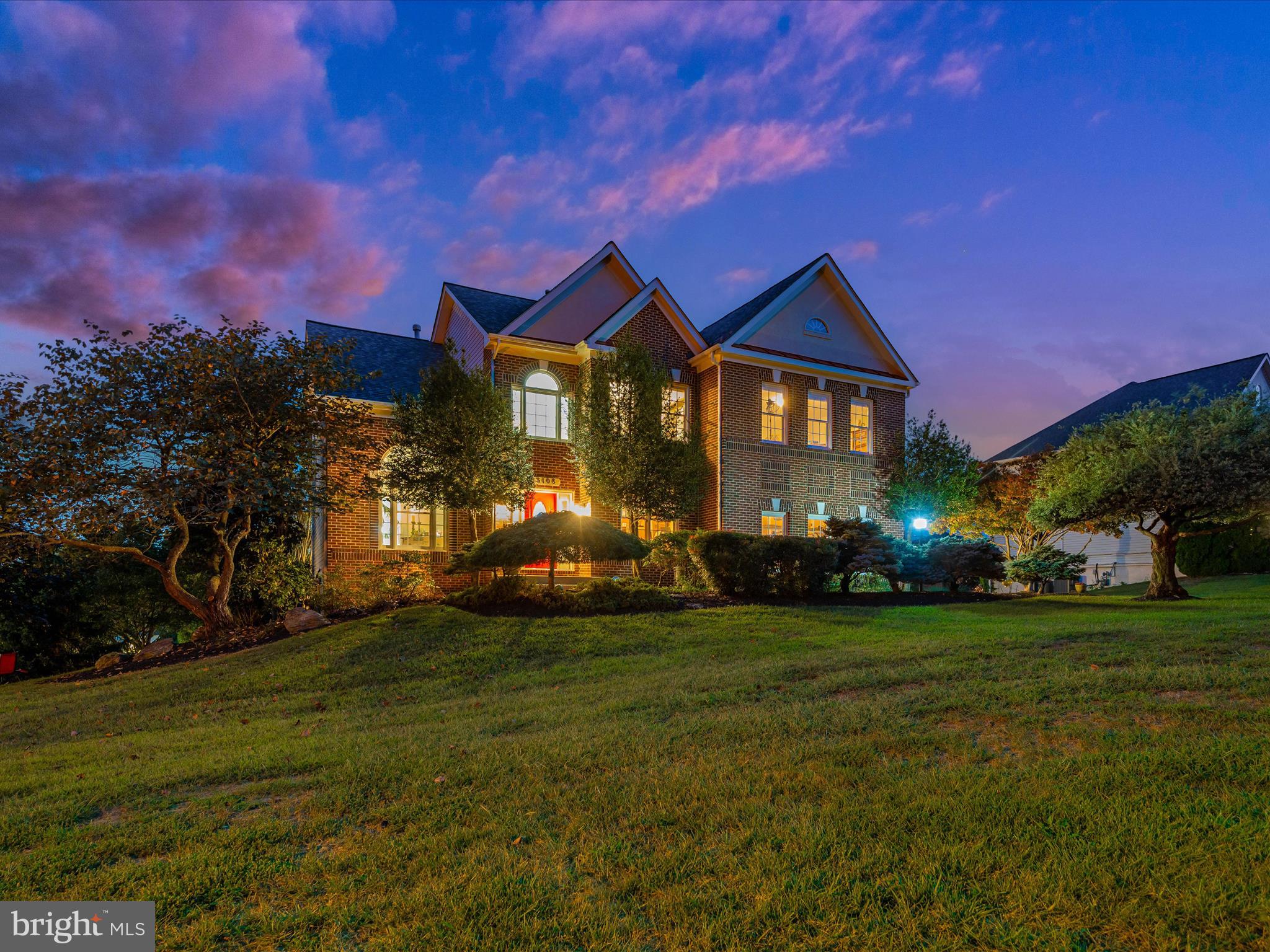 25108 Vista Ridge Road Gaithersburg, MD 20882 - Photo 9 of 90 Twilight Photos