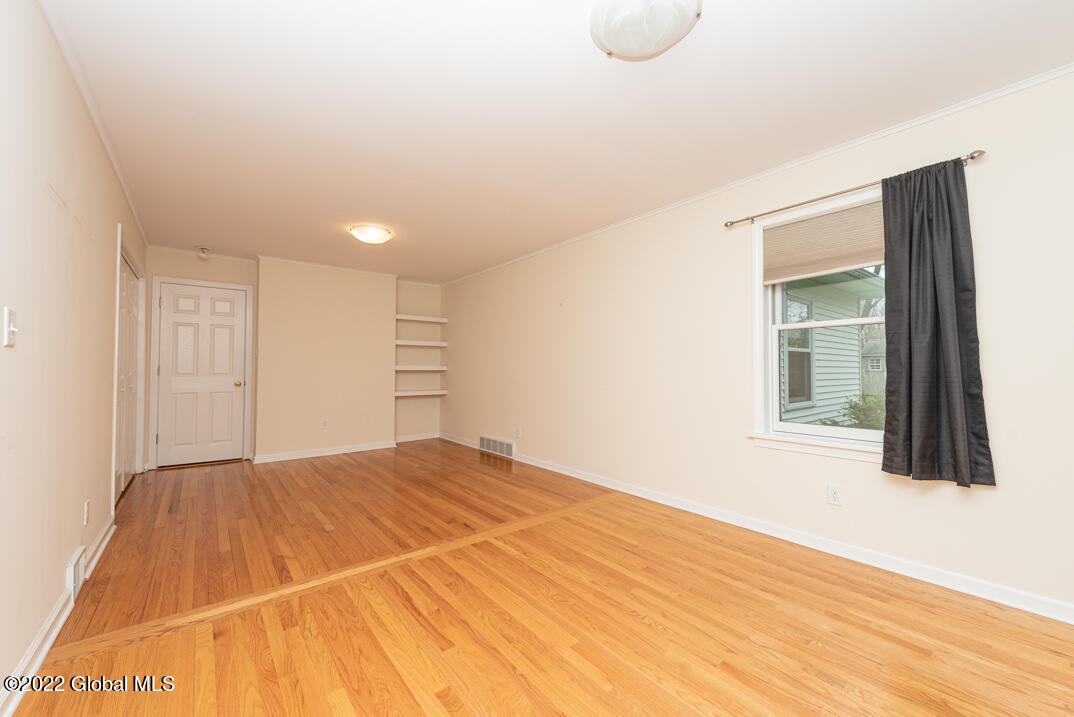 37 Upper Loudon Road Colonie, NY 12211 - Photo 13 of 20 _REN4739