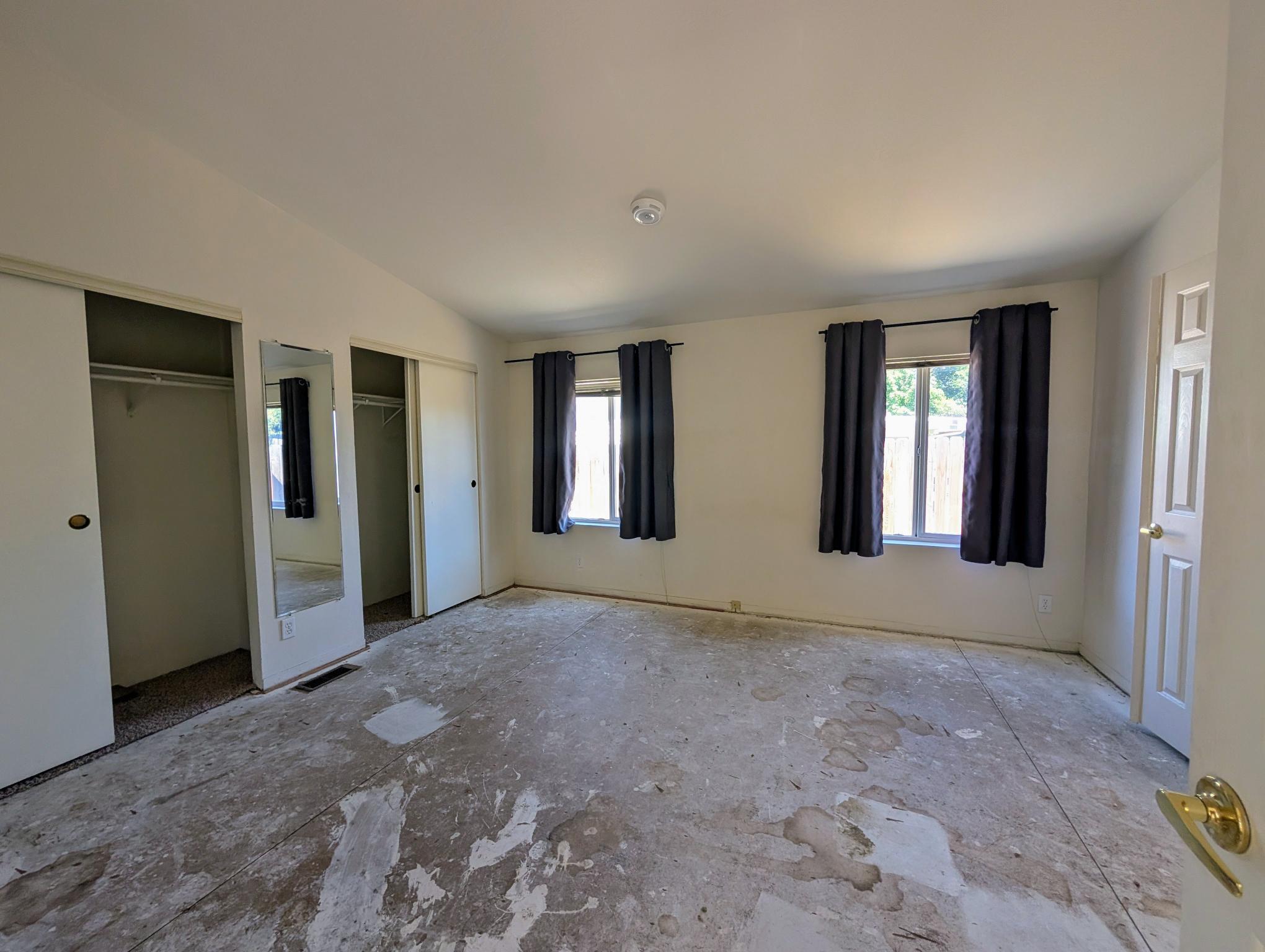 555 Freeman Road, Unit 67 Central Point, OR 97502 - Photo 13 of 39 PXL_20250703_184719488.MP