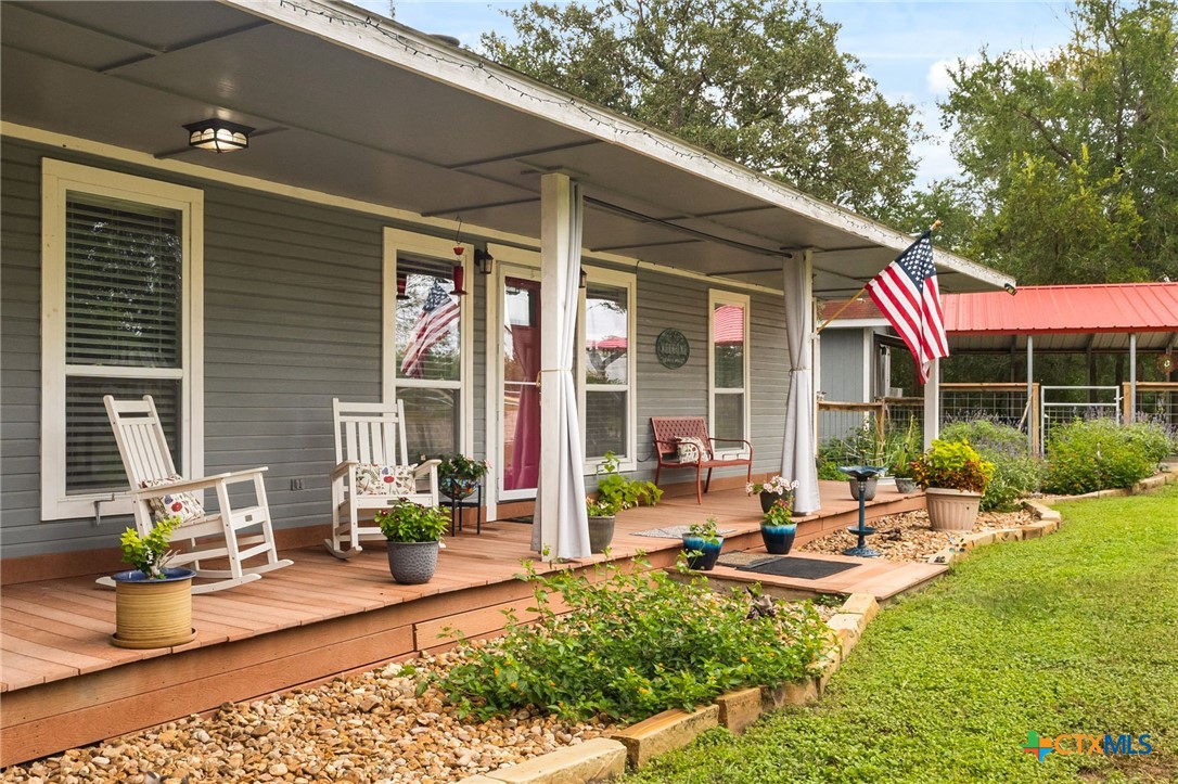 757 Jackson Road Kingsbury, TX 78638 - Photo 7 of 46