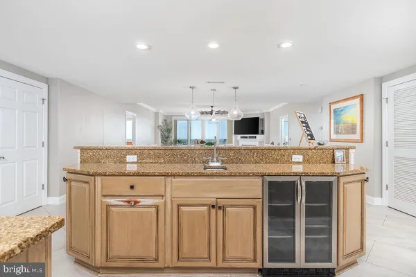 $1,795,000 | 6 7th Street, Unit 601, Ocean City, MD 21842