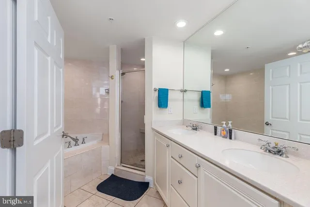 $1,795,000 | 6 7th Street, Unit 601, Ocean City, MD 21842