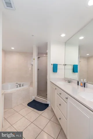 $1,795,000 | 6 7th Street, Unit 601, Ocean City, MD 21842