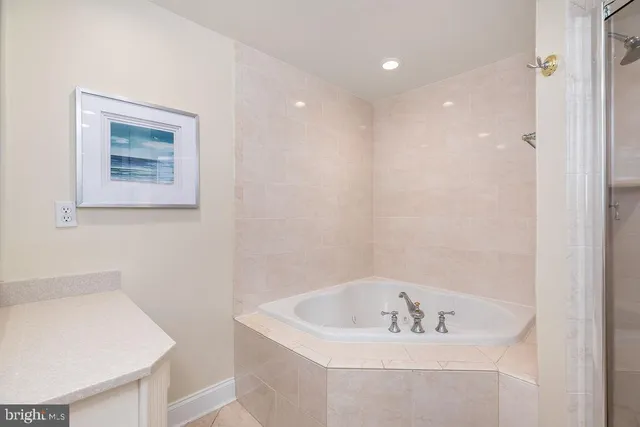 $1,795,000 | 6 7th Street, Unit 601, Ocean City, MD 21842