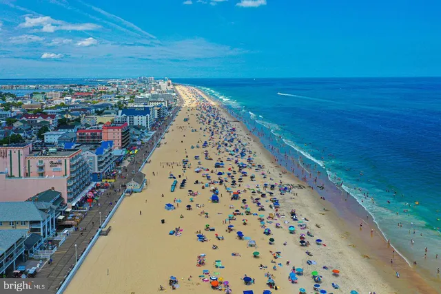 $1,795,000 | 6 7th Street, Unit 601, Ocean City, MD 21842