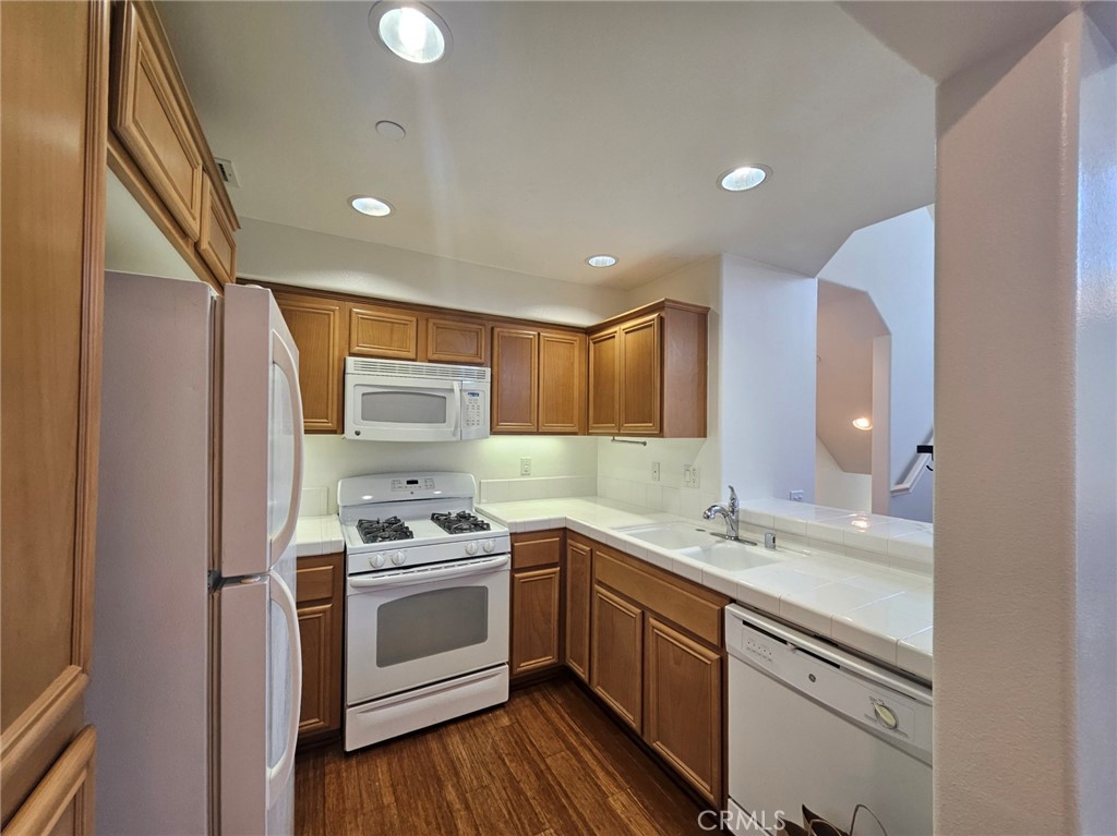 3944 Polk Street, Unit F Riverside, CA 92505 - Photo 8 of 18