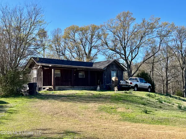 $420,000 | 14211 Browns Ferry Road, Sarah, MS 38665