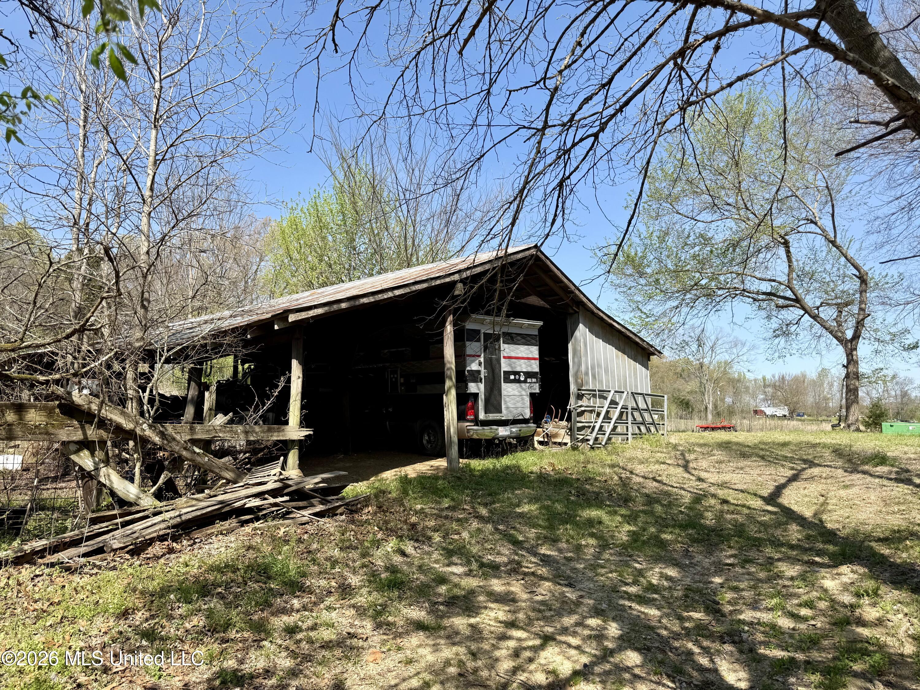 14211 Browns Ferry Road Sarah, MS 38665 - Photo 2 of 21 Photo Mar 26 2026, 11 17 15 AM