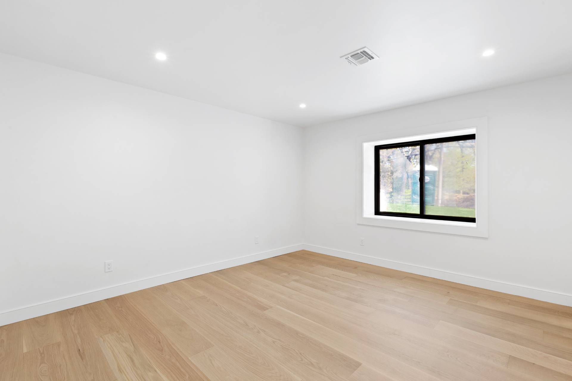 5 Valley Road Sag Harbor, NY 11963 - Photo 14 of 22