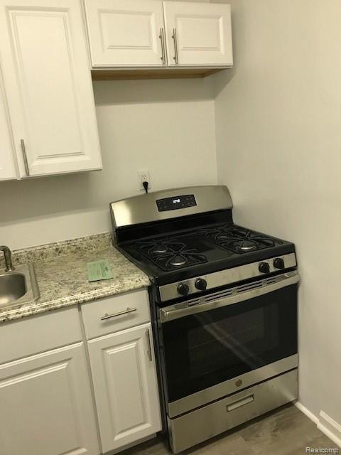 833 Heights Road, Unit B Lake Orion, MI 48362 - Photo 12 of 20