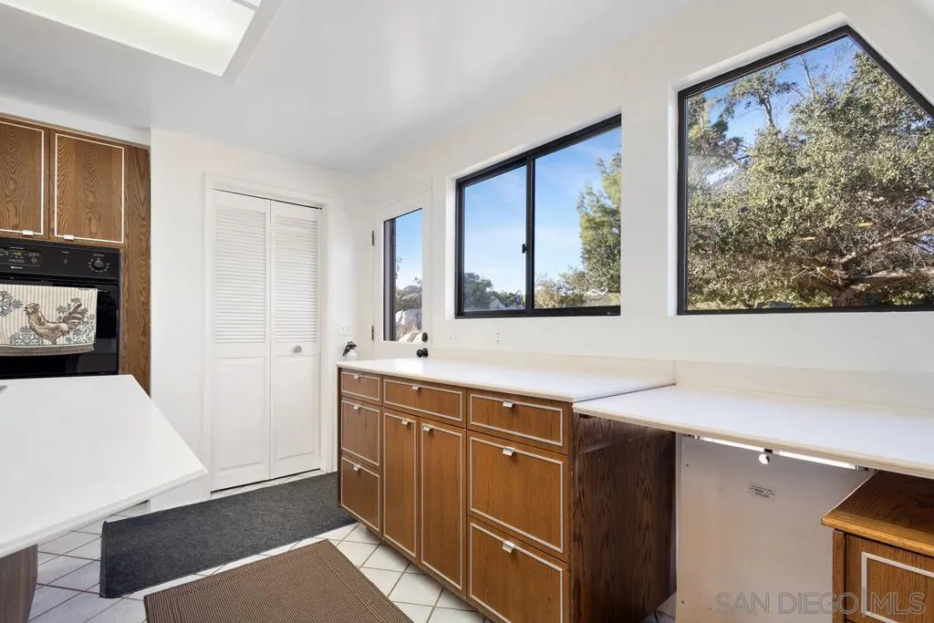 23210 Coyote Holler Road Potrero, CA 91963 - Photo 14 of 48 Gallery Image 14