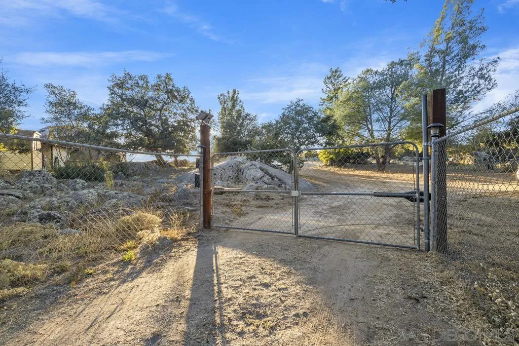 23210 Coyote Holler Road Potrero, CA 91963 - Photo 41 of 48 Gallery Image 41