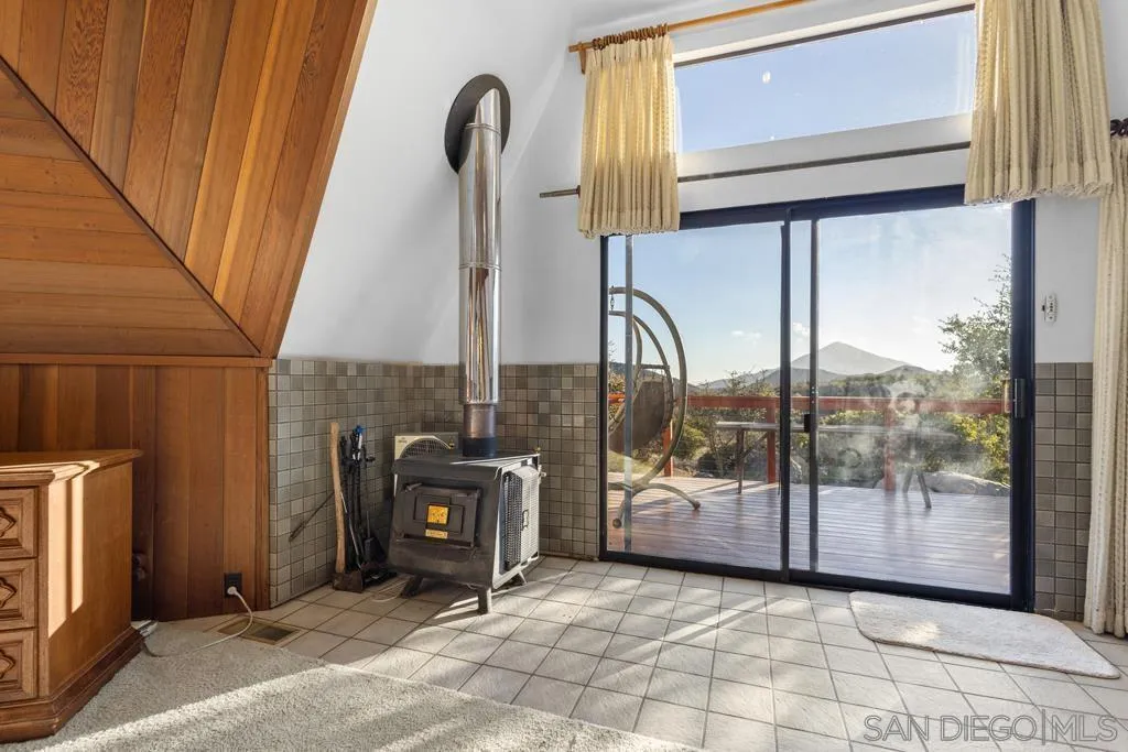 23210 Coyote Holler Road Potrero, CA 91963 - Photo 10 of 48 Gallery Image 10