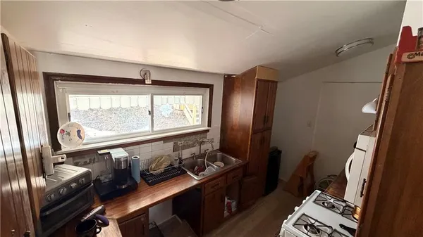 a view of a room with workspace