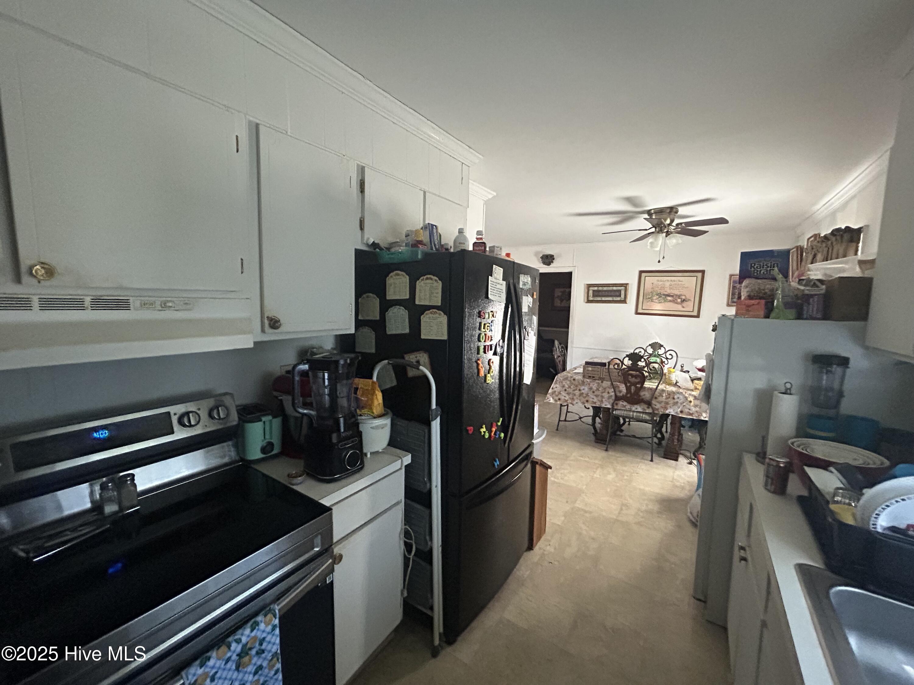 2202 Imperial Avenue East Wilson, NC 27893 - Photo 6 of 7 KITCHEN