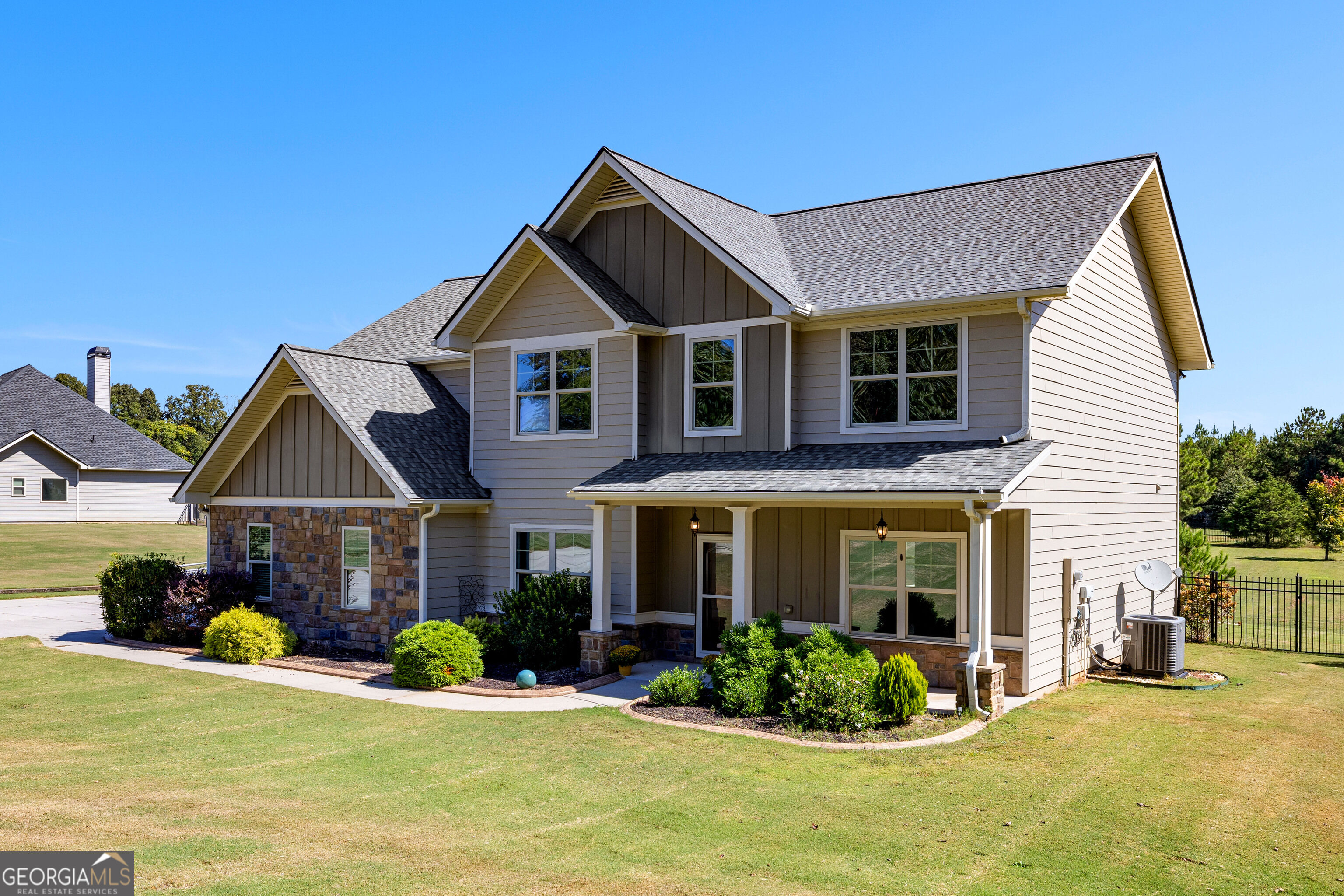 151 Rock House Ridge Senoia, GA 30276 - Photo 2 of 52 Gallery Image 2