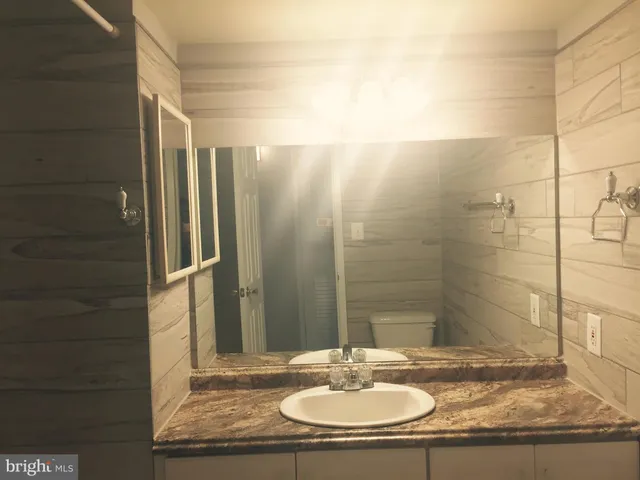 $1,900 | 2630 Fort Farnsworth Road, Unit 148, Alexandria, VA 22303