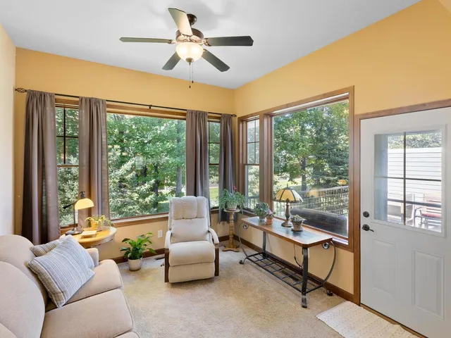 $500,000 | 4037 Heritage Lane Southeast, Prior Lake, MN 55372