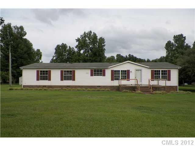325 Faulkenberry Road Pageland, SC 29728 - Photo 1 of 11 Gallery Image 1