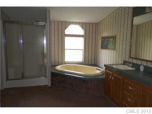 325 Faulkenberry Road Pageland, SC 29728 - Photo 5 of 11 Gallery Image 5