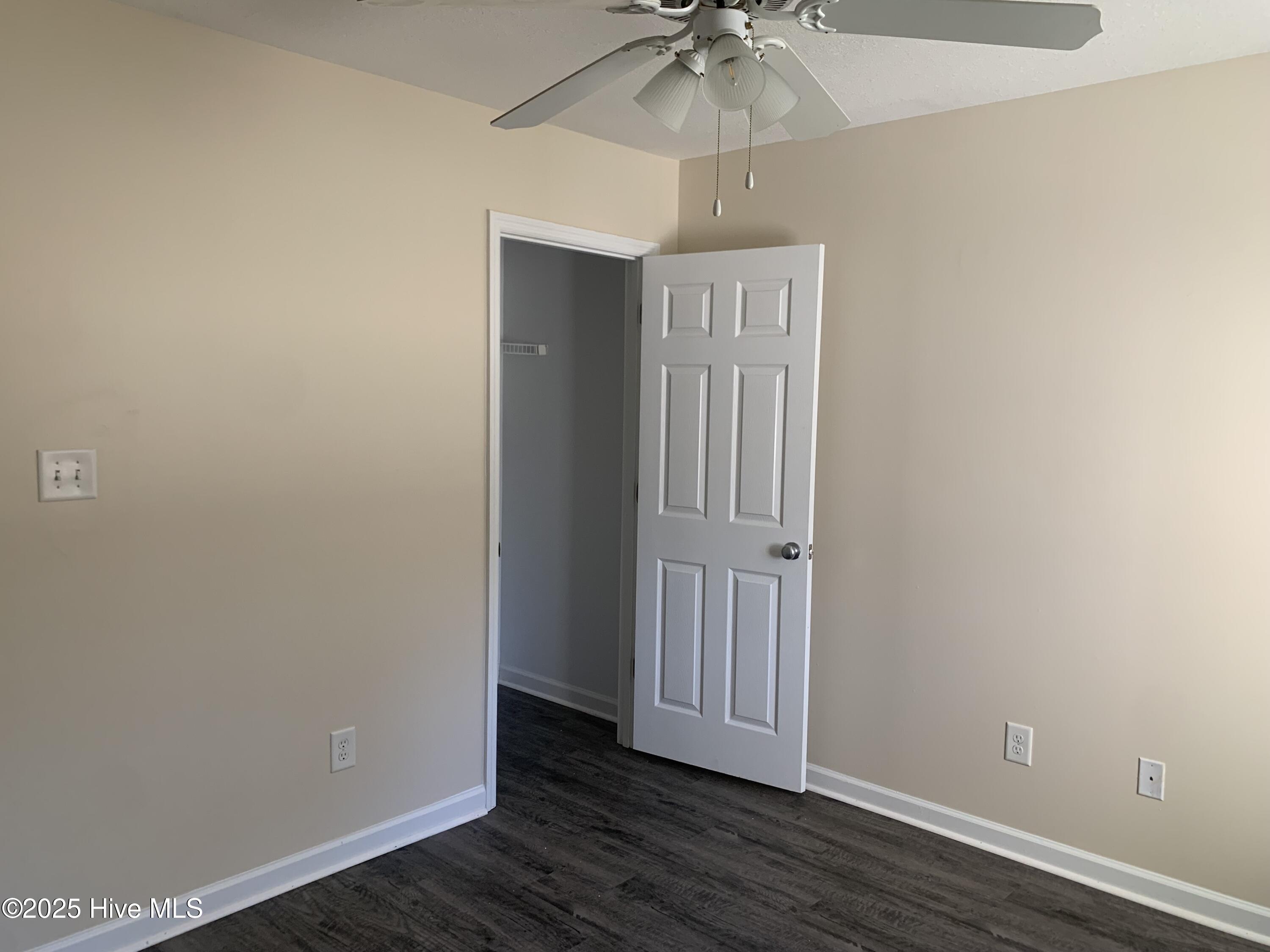 586 Haws Run Road, Unit 11 Jacksonville, NC 28540 - Photo 10 of 12 IMG_2717