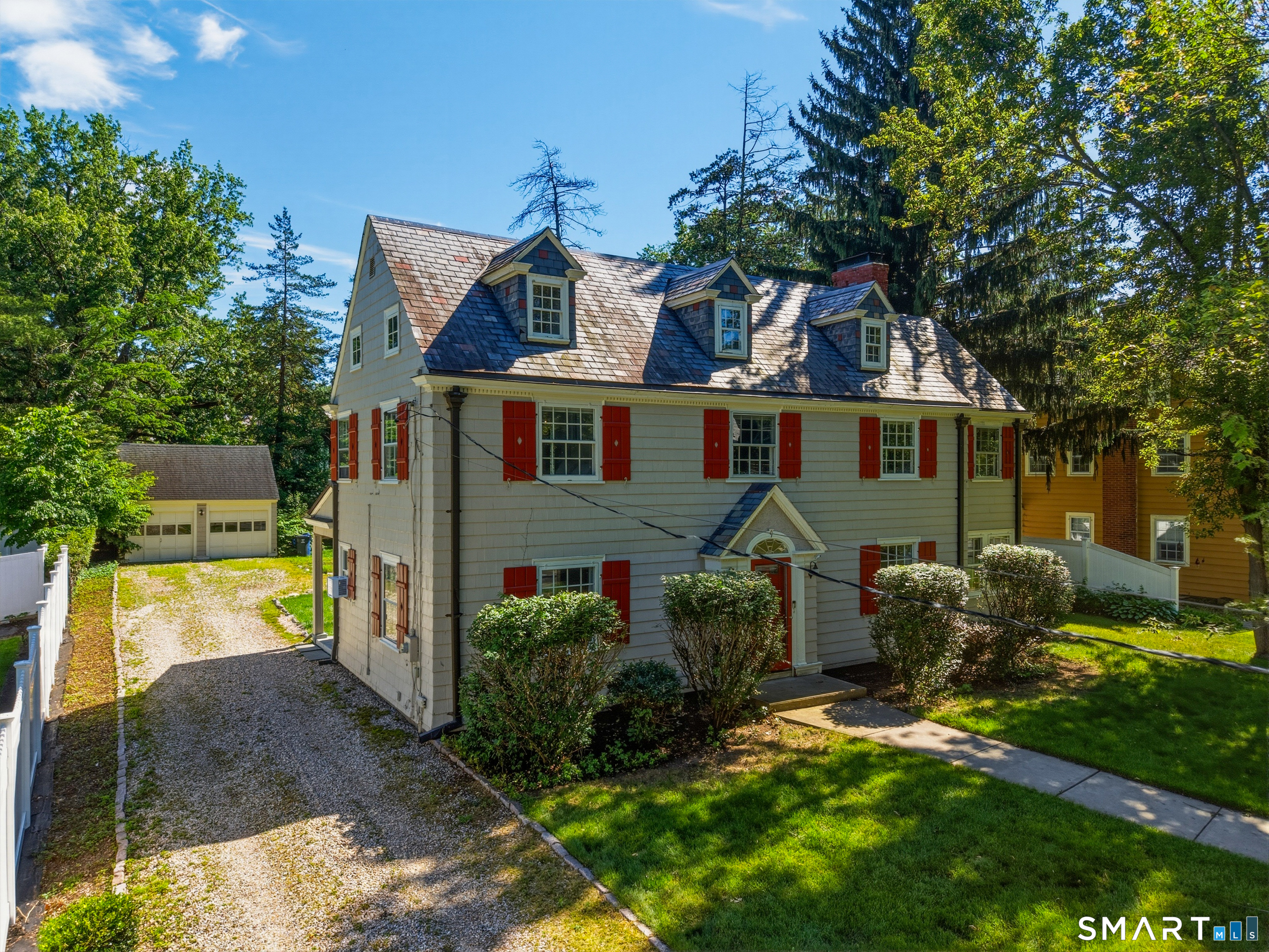 9 Bainbridge Road West Hartford, CT 06119 - Photo 2 of 40