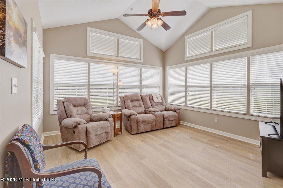 2690 Starlanding Road East, Unit A Southaven, MS 38672 - Photo 8 of 29 06-IMG_8594_5_6_7_8