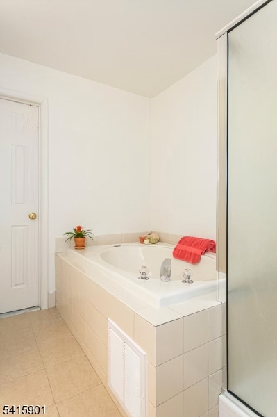 28 Sutton Court Pennington, NJ 08534 - Photo 20 of 35