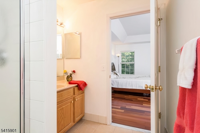 28 Sutton Court Pennington, NJ 08534 - Photo 21 of 35