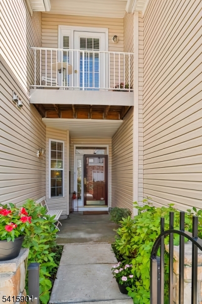 28 Sutton Court Pennington, NJ 08534 - Photo 33 of 35