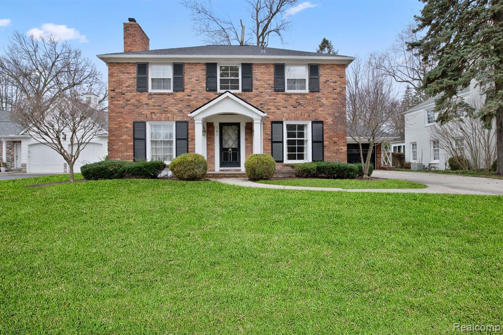 163 Merriweather Road Grosse Pointe Farms, MI 48236 - Photo 1 of 33