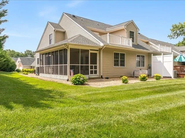 $361,500 | 41 Hickory Nut Lane, Staunton, VA 24401