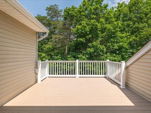 $361,500 | 41 Hickory Nut Lane, Staunton, VA 24401