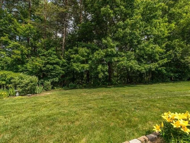 $361,500 | 41 Hickory Nut Lane, Staunton, VA 24401