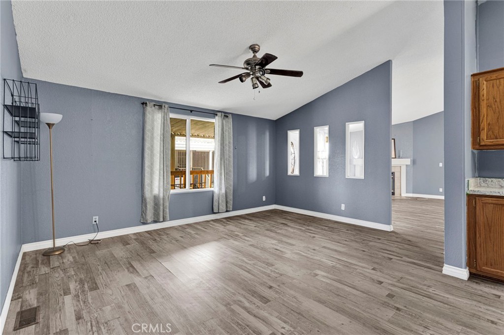 20843 Waalew Road, Unit C6 Apple Valley, CA 92307 - Photo 18 of 39