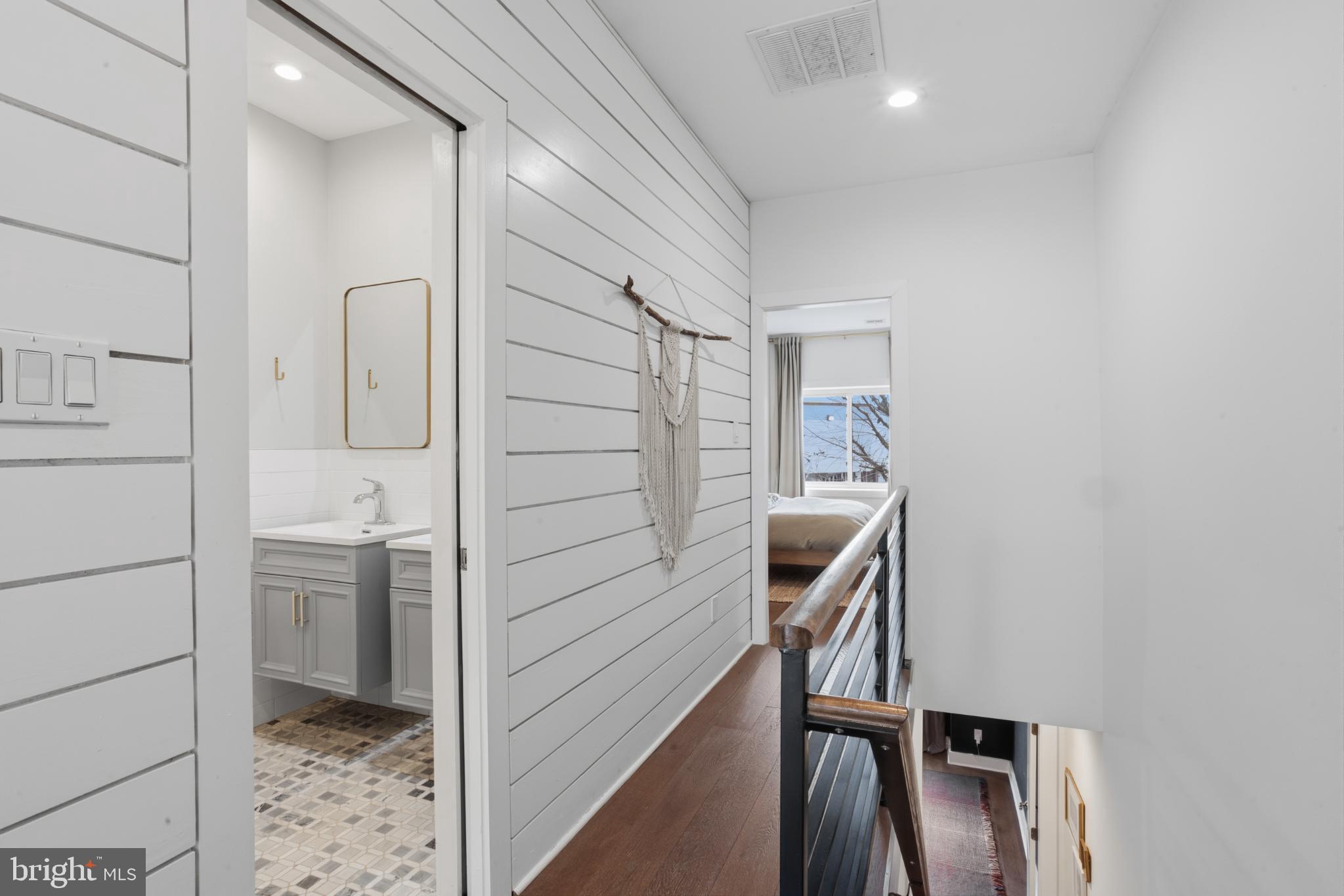 173 West Price Street Philadelphia, PA 19144 - Photo 29 of 40