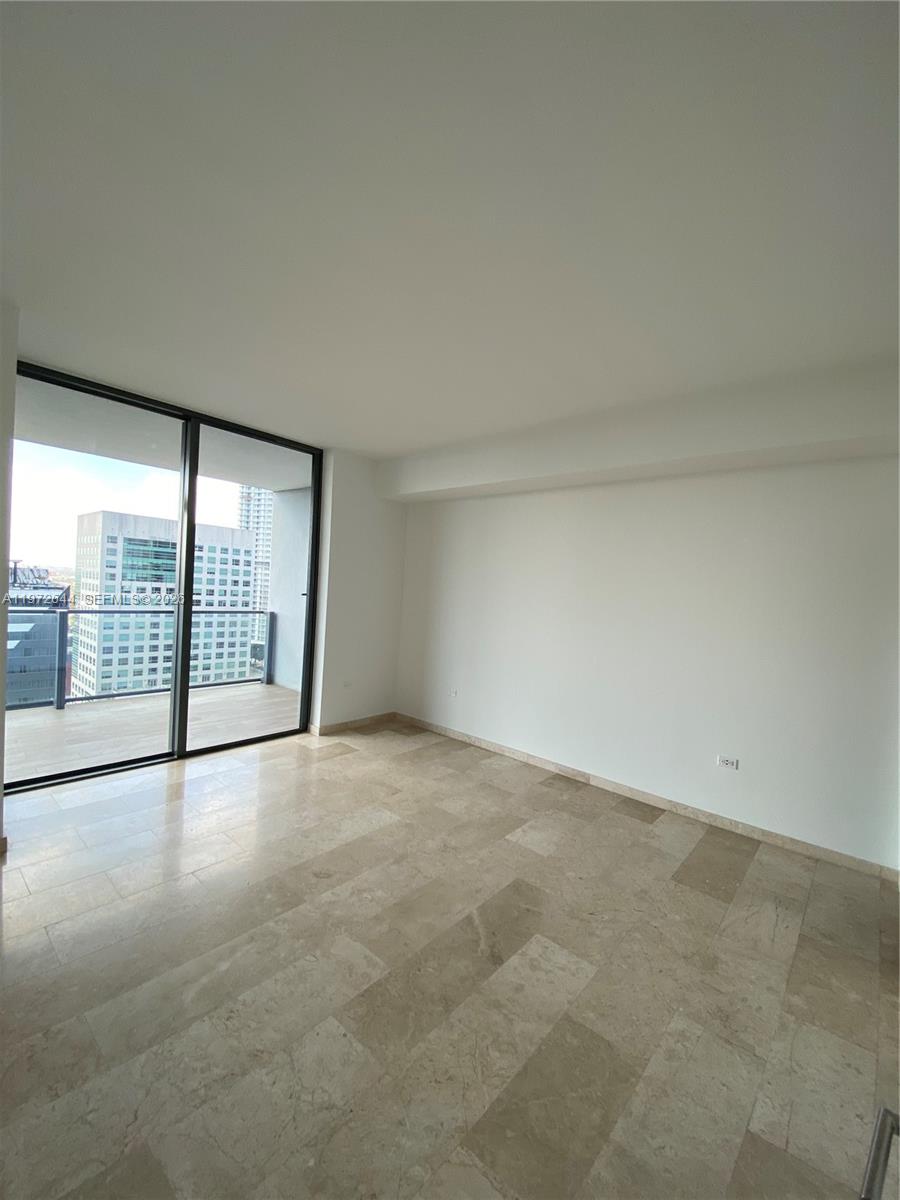 88 Southwest 7th Street, Unit 2010 Miami, FL 33130 - Photo 15 of 28