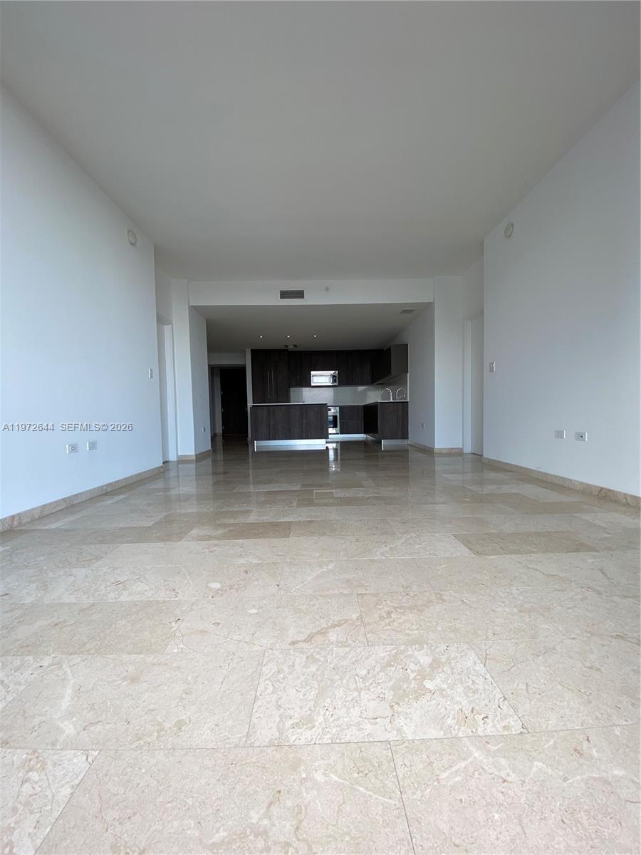 88 Southwest 7th Street, Unit 2010 Miami, FL 33130 - Photo 24 of 28