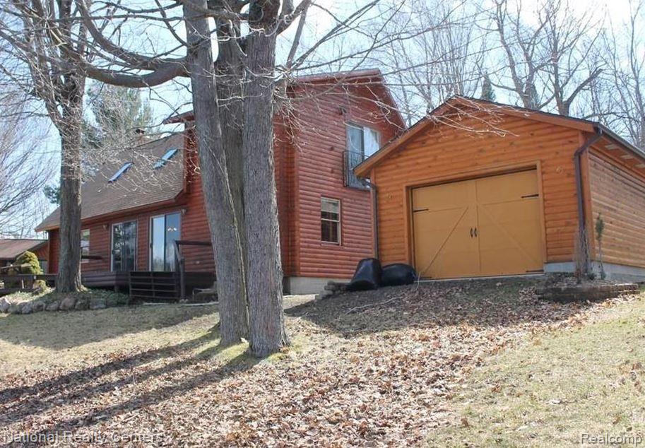 1785 Riverside Drive Gladwin, MI 48624 - Photo 8 of 11 Gallery Image 8