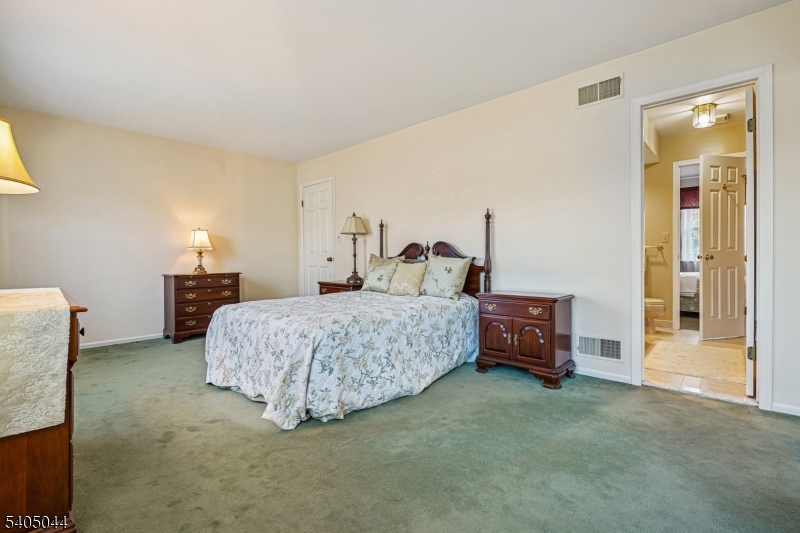 50 Canterbury Road Chatham, NJ 07928 - Photo 17 of 27