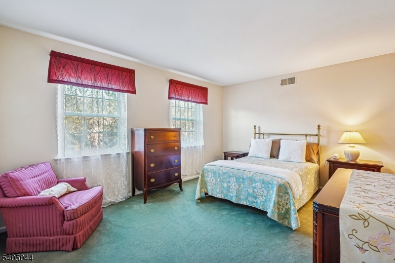 50 Canterbury Road Chatham, NJ 07928 - Photo 20 of 27