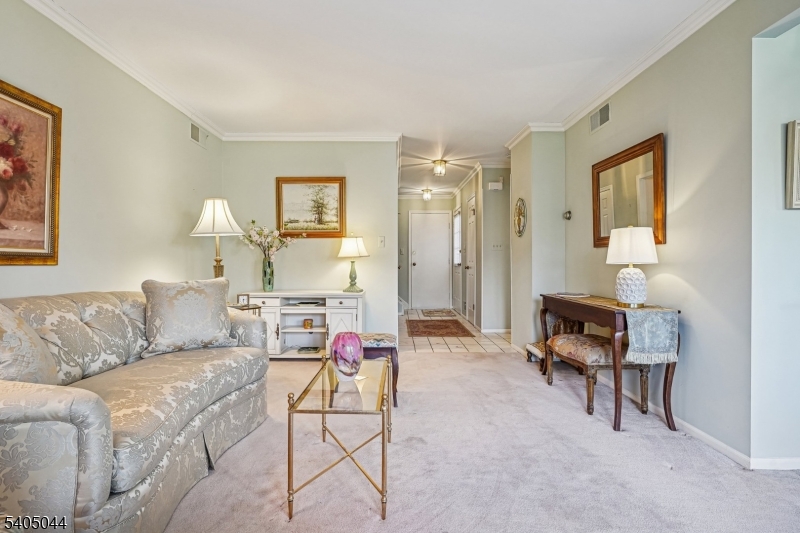 50 Canterbury Road Chatham, NJ 07928 - Photo 7 of 27