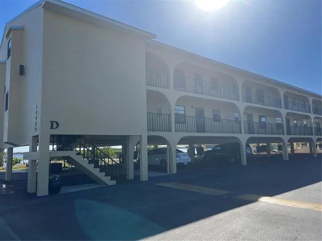 $1,800 | 14459 River Beach Drive, Unit 226, Port Charlotte, FL 33953