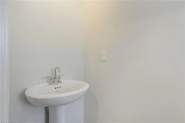 $219,999 | 171 Plumtree Court, King, NC 27021