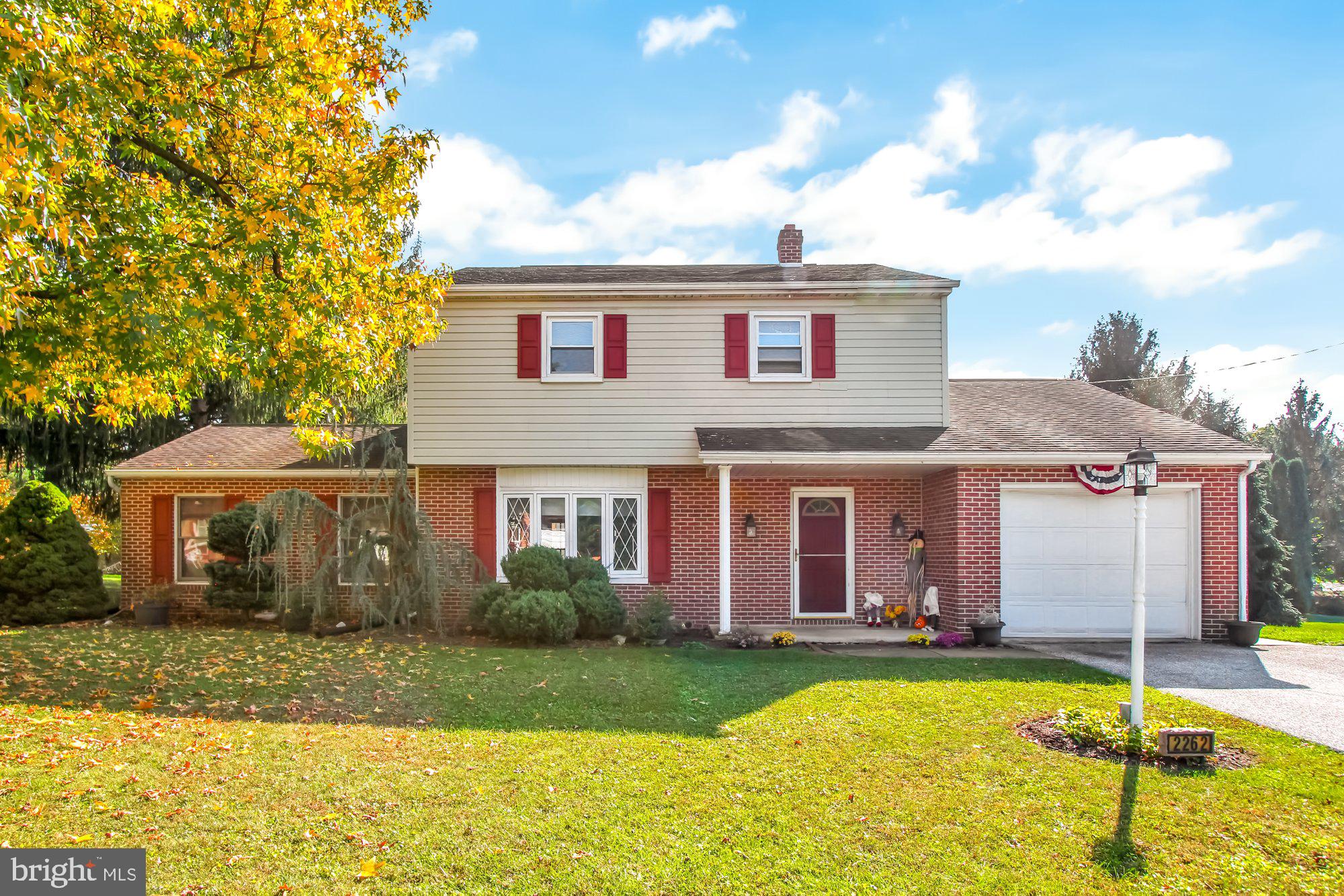 2262 Cedar Road York, PA 17408 - Photo 1 of 27