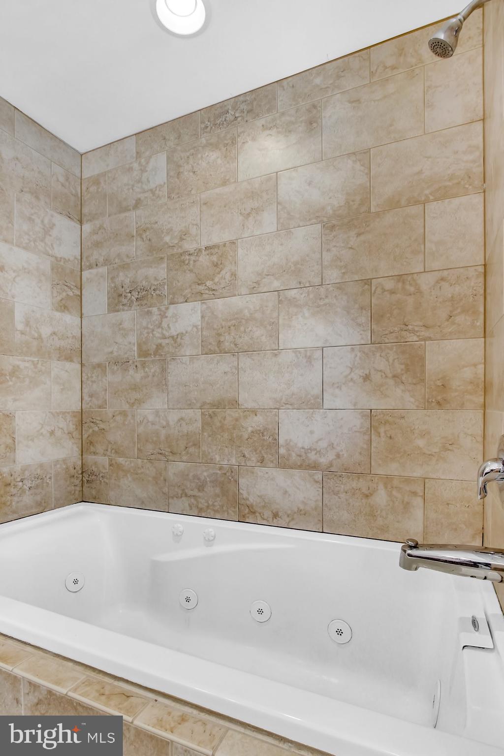 2262 Cedar Road York, PA 17408 - Photo 20 of 27