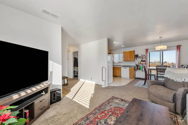 $274,000 | 257 El Camino Avenue, Twin Falls, ID 83301