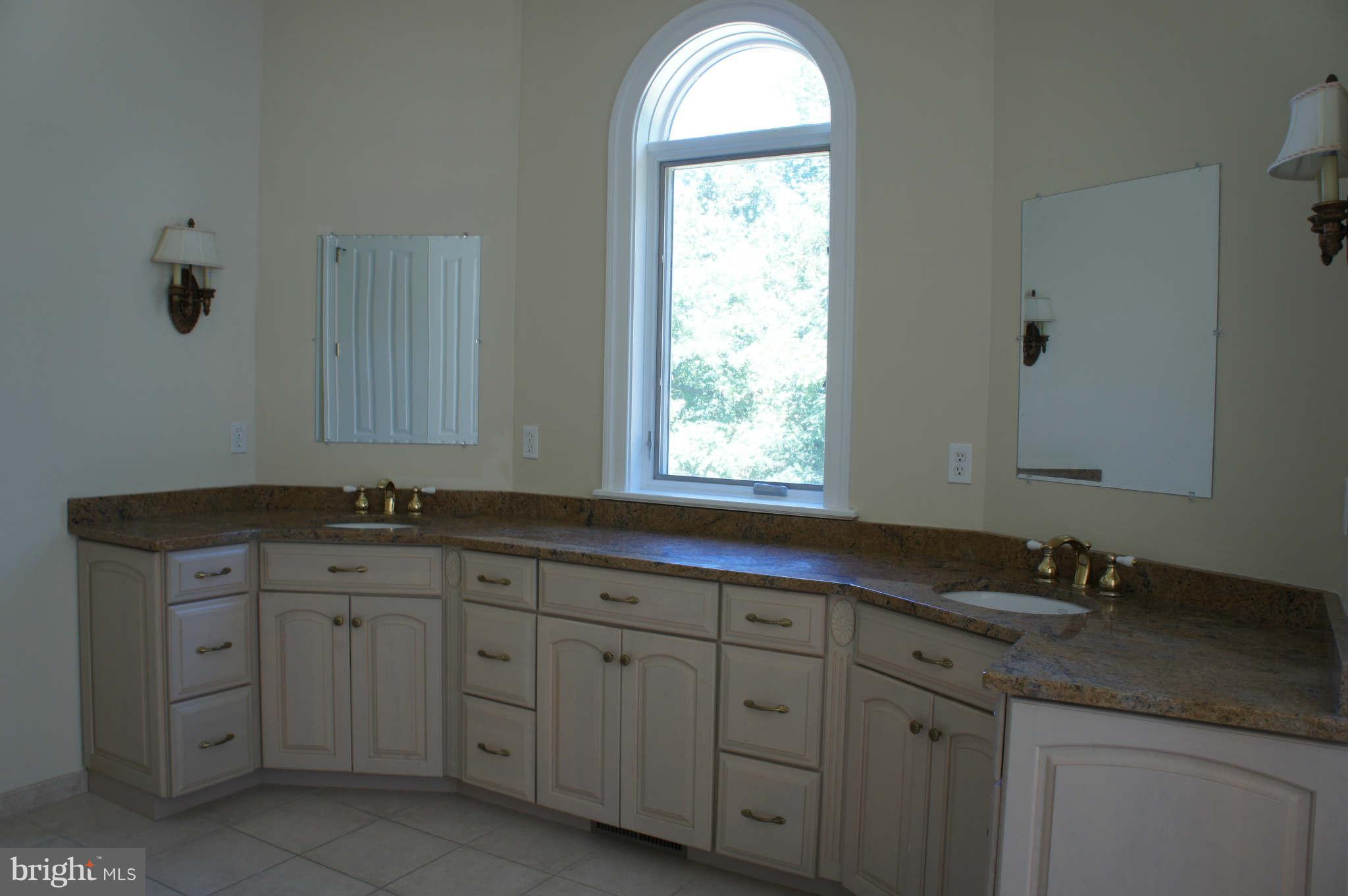 2627 Pot Spring Road Lutherville-Timonium, MD 21093 - Photo 13 of 28 Bath (Master)