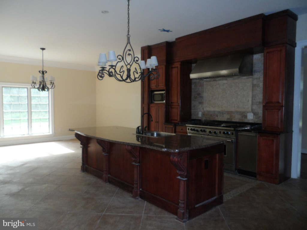 2627 Pot Spring Road Lutherville-Timonium, MD 21093 - Photo 6 of 28 Kitchen