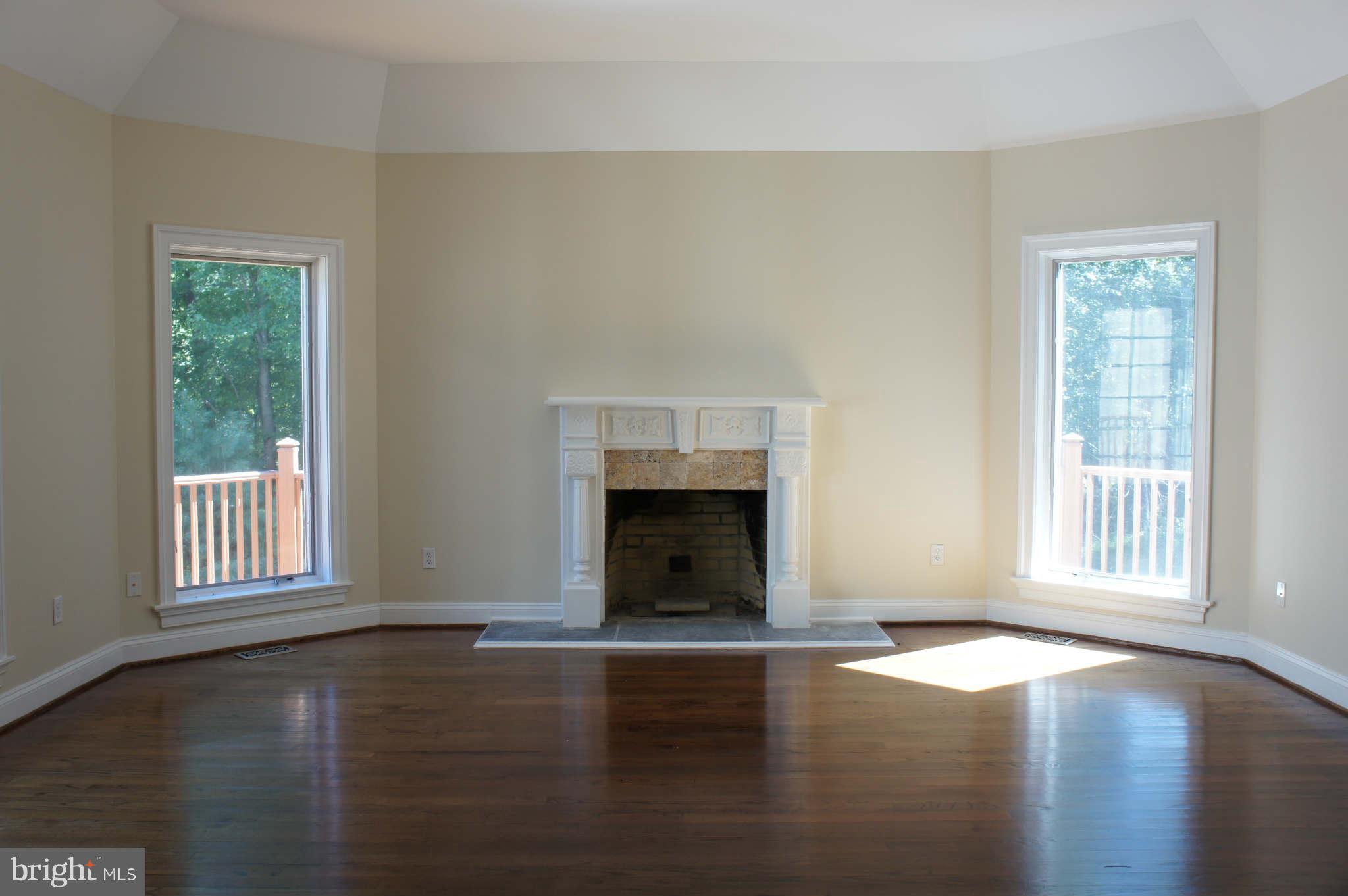 2627 Pot Spring Road Lutherville-Timonium, MD 21093 - Photo 9 of 28 Family Room